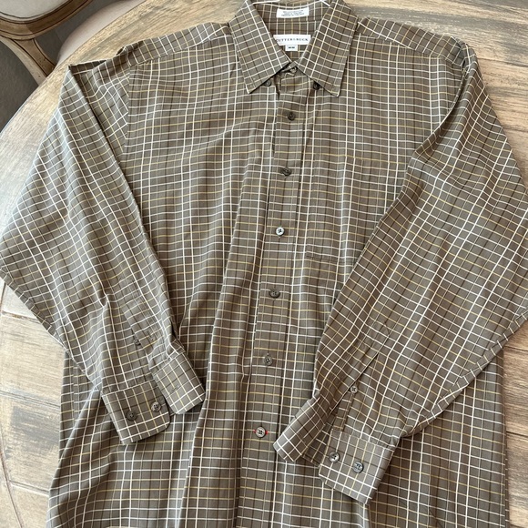 Cutter & Buck bitten down shirt - Picture 2 of 3